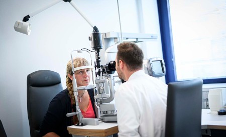 Augenarzt, Augenheilkunde und Optometrie